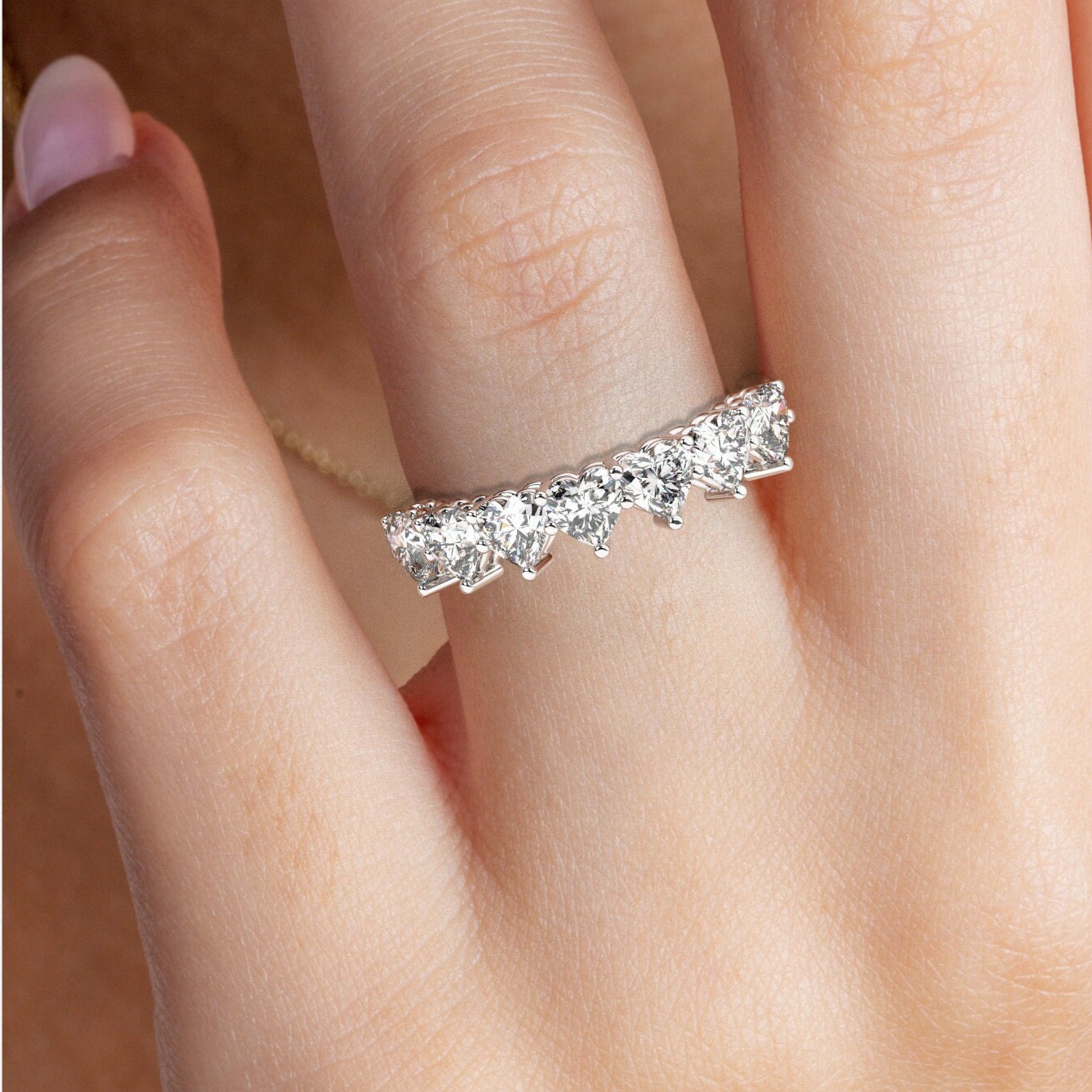 Heart Shape Diamond Wedding Band / 1.5 Gold Heart Diamond Wedding Ring / 7 Diamond Wedding Band / Anniversary Ring