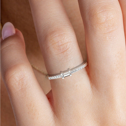 Baguette Diamond Engagement Ring / 14k Gold Baguette Diamond Wedding Band / Baguette Diamond Ring / Diamond Stacking Ring / Anniversary Gift