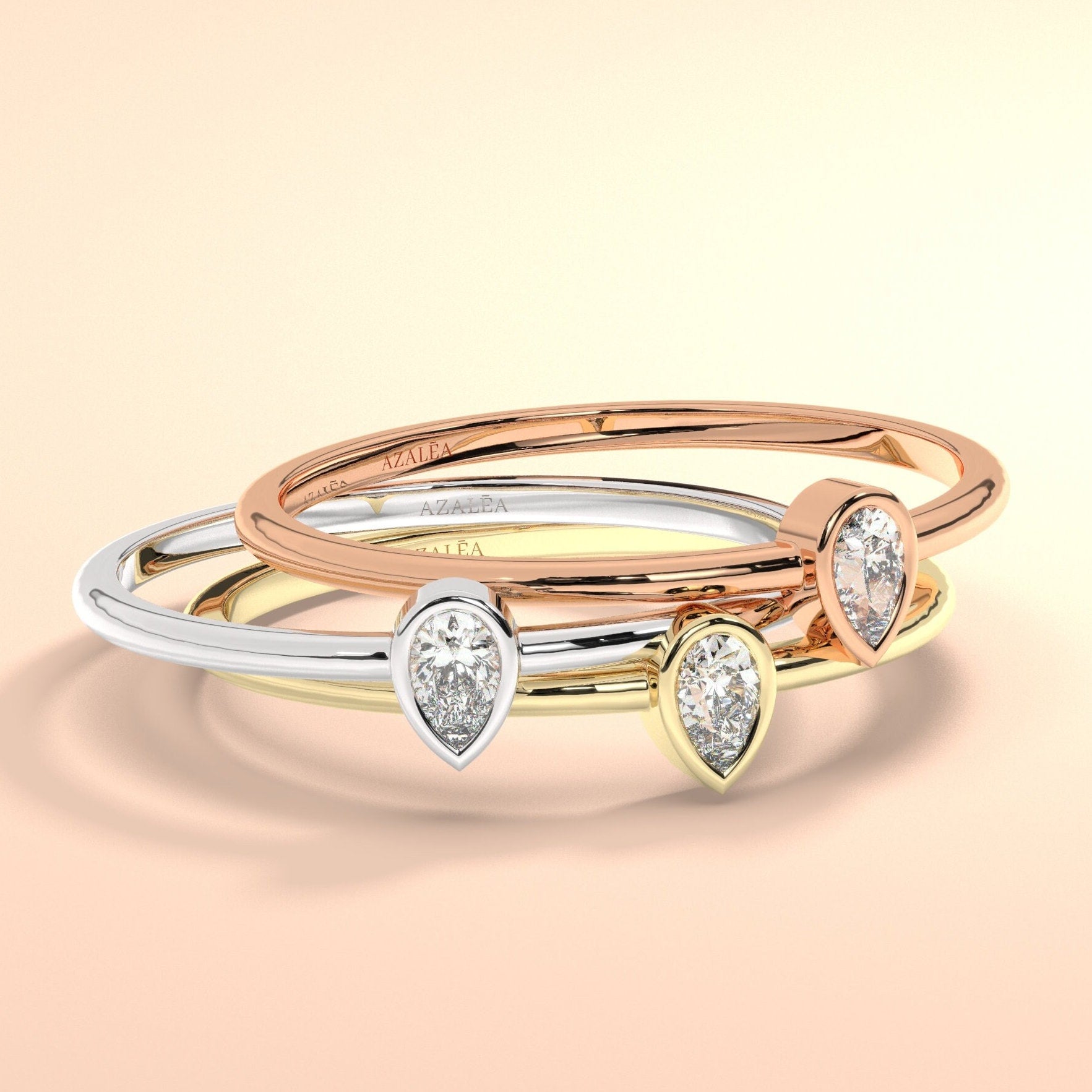 Solitaire Diamond Stacking Ring / 14k Pear Diamond Wedding Band / Teardrop Stacking Band / Diamond Wedding Band / Diamond Stacking Ring