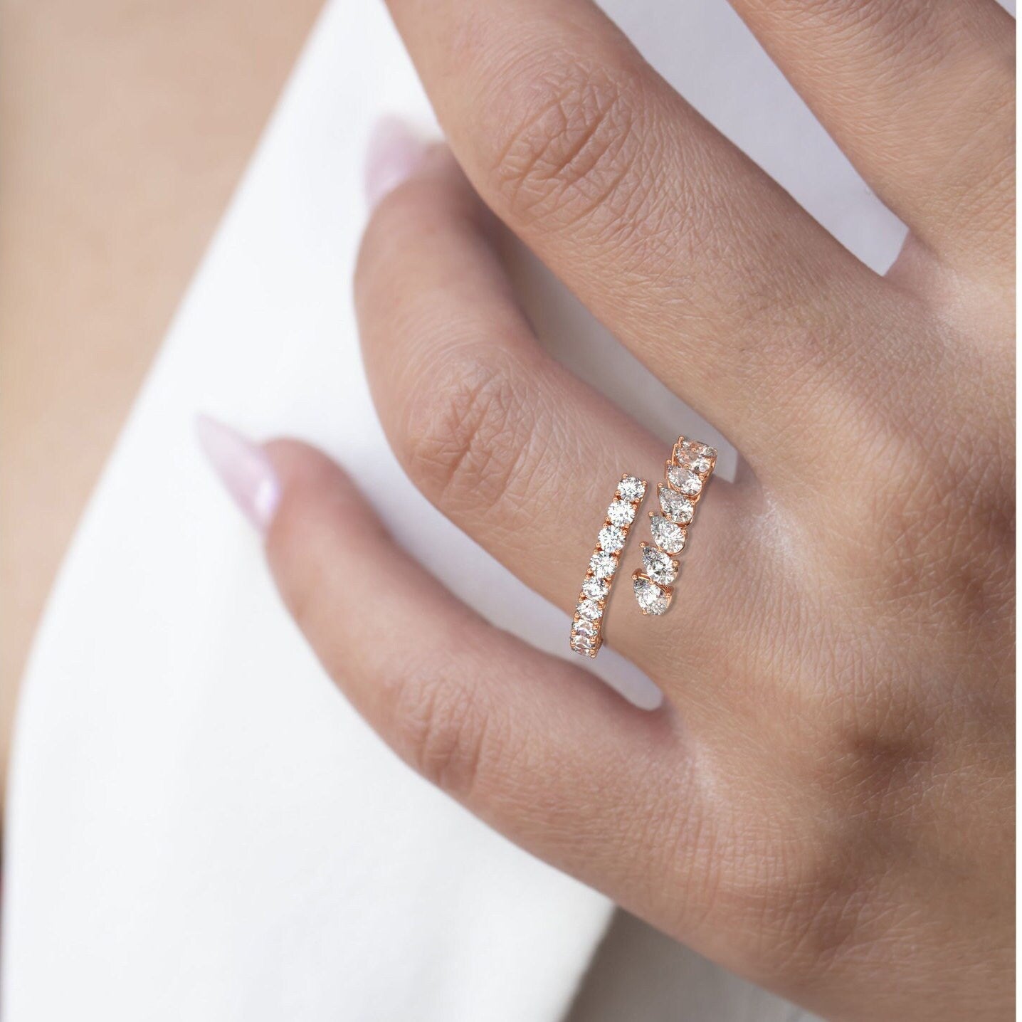 Pear and Round Diamond Cuff Ring / 14k Gold Diamond Wedding Ring / Diamond Cuff Ring / Pear Diamond Statement Ring / Birthday Wedding
