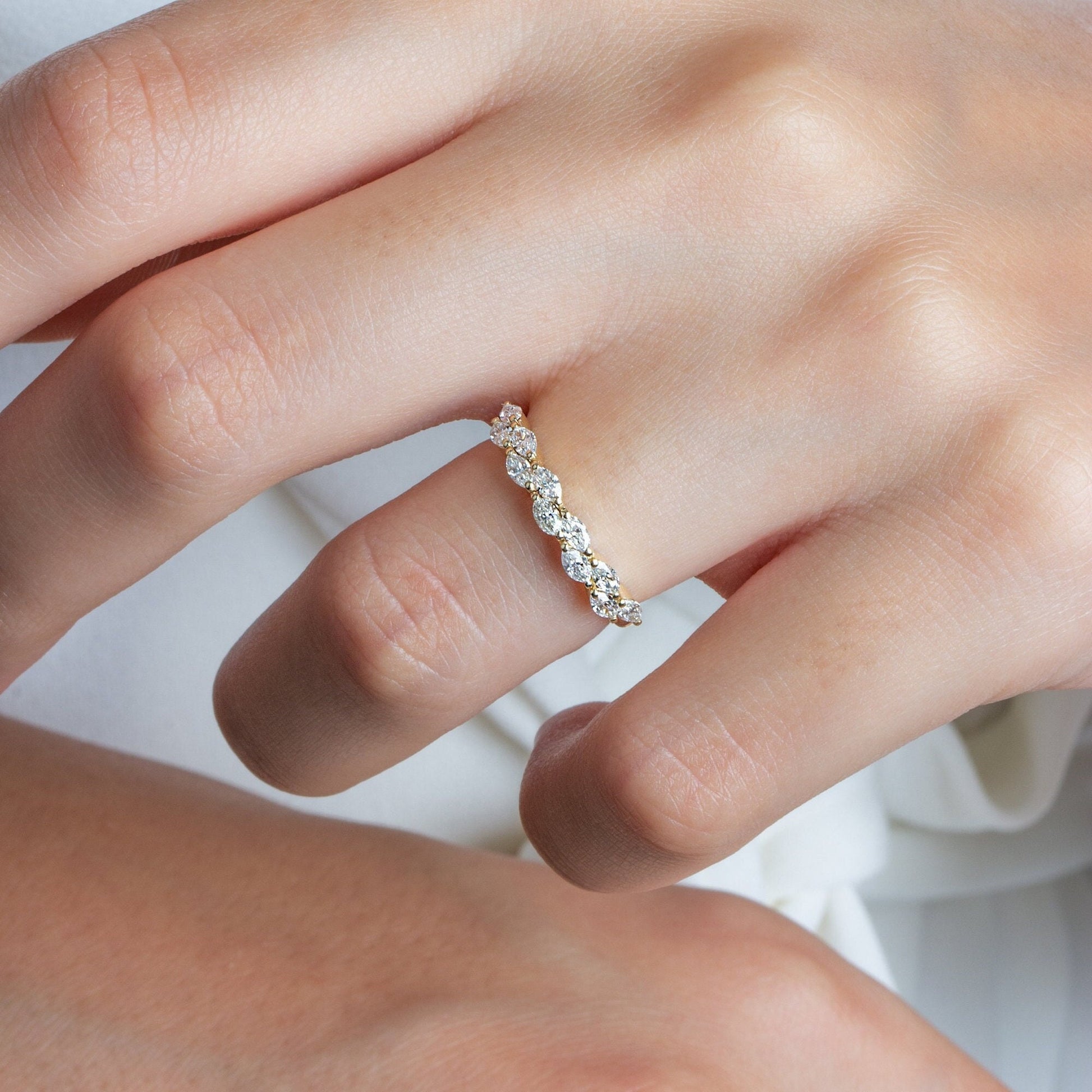 Marquise Diamond Wedding Band / 14k Gold Marquise Diamond Wedding Ring / Stacking Ring / Anniversary Gift / Birthday Gift / Graduation Gift