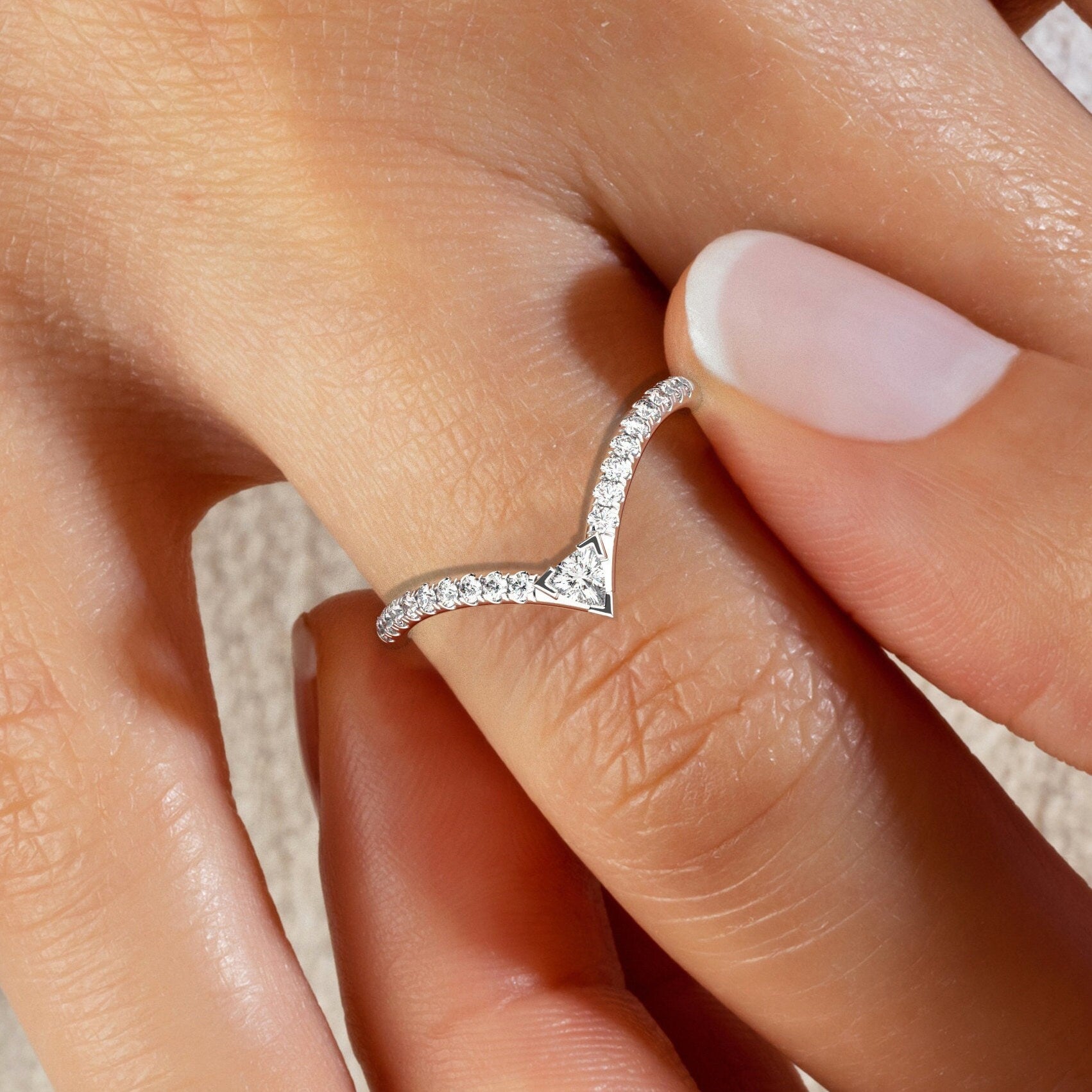 Diamond Chevron Ring / 14k Gold Curved Diamond Wedding Band / Wedding Band / Stacking Ring / Anniversary Ring / Gift for Her